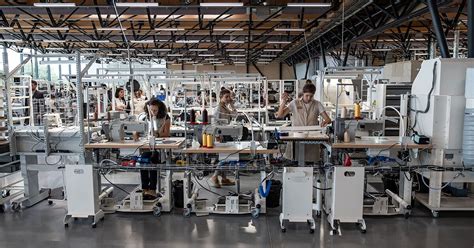 usine louis vuitton france|louis vuitton factory outlet uk.